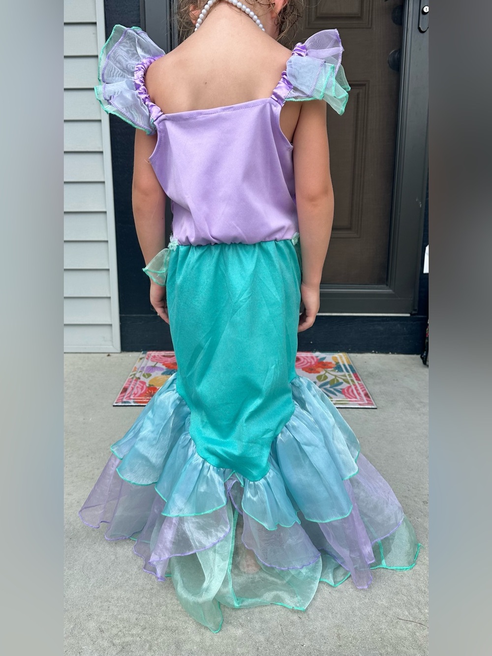 Disney | Little Mermaid Ariel Halloween Costume and Necklace | Size 6/6X - Picture 3 of 7